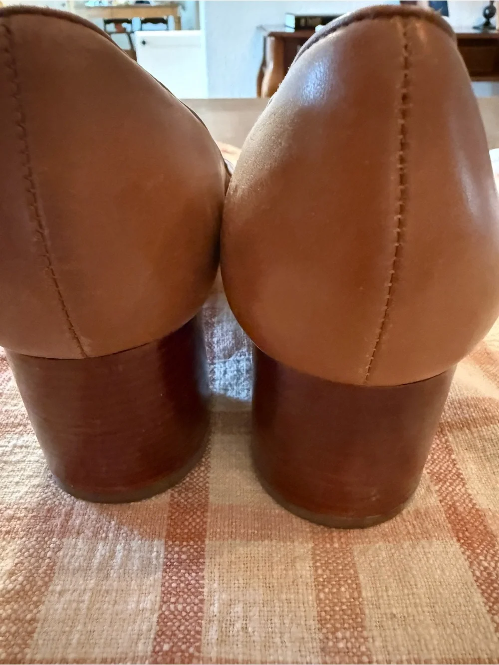 Tory Burch Tan Leather Heeled loafers